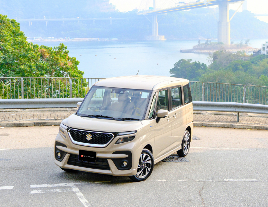 Suzuki Bandit Solio front 